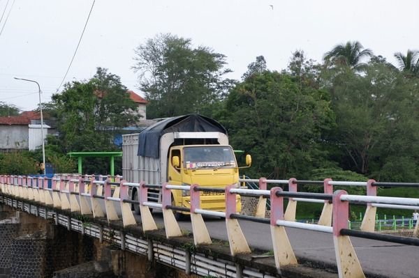 Panduan Sederhana Menemukan Jasa Truk di Jogja yang Andal